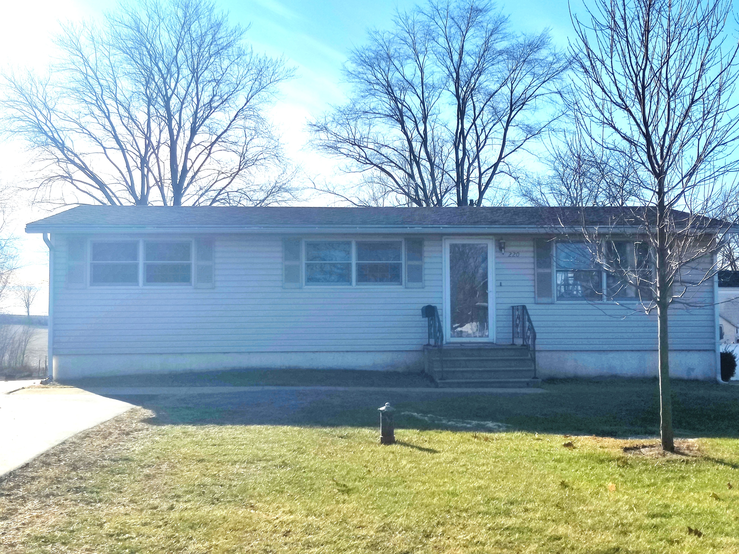 220 East Pleasant Street