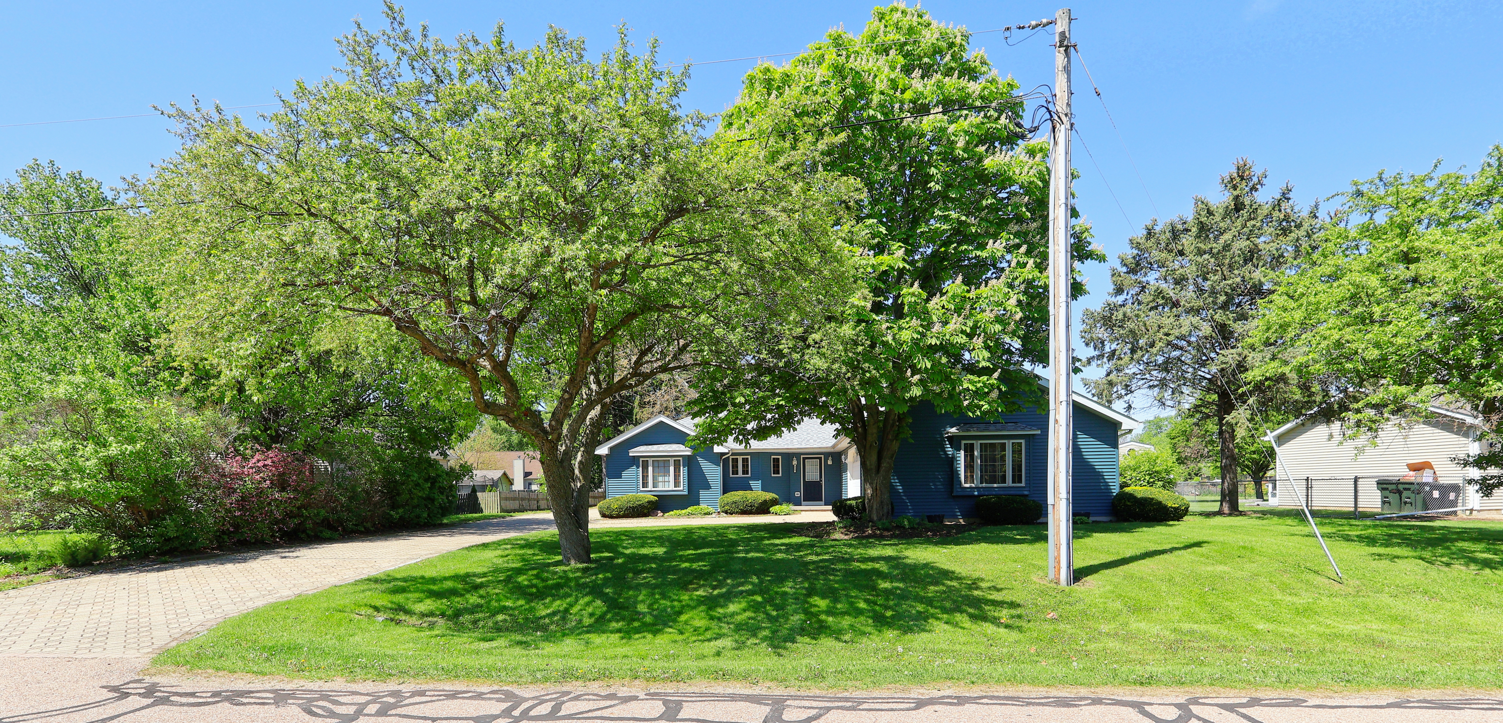 558 Beachview Drive